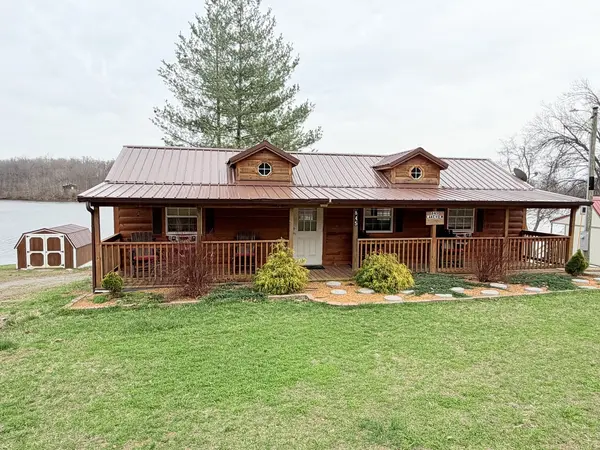 845 Lakeview RD, Galatia, IL 62935