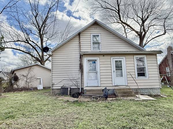 203 W 12th, Metropolis, IL 62960