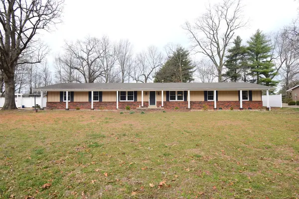 4 Webster Hill EST, Mt Vernon, IL 62864
