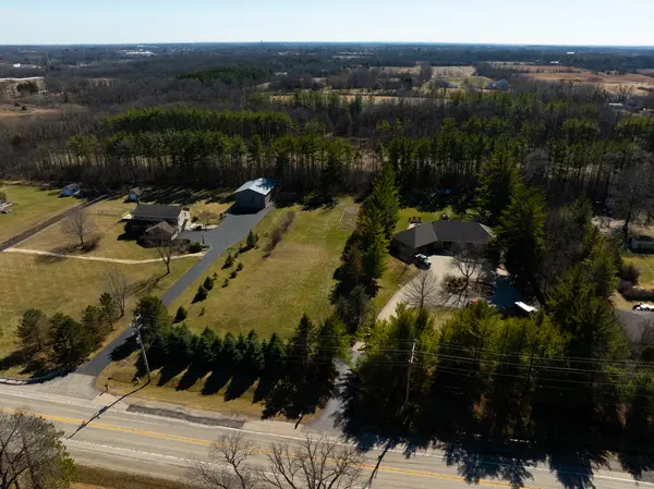23901 W Grass Lake RD, Antioch, IL 60002