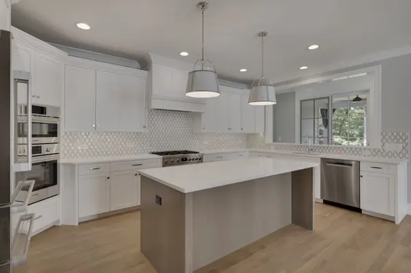 Address not disclosed, Willowbrook, IL 60527
