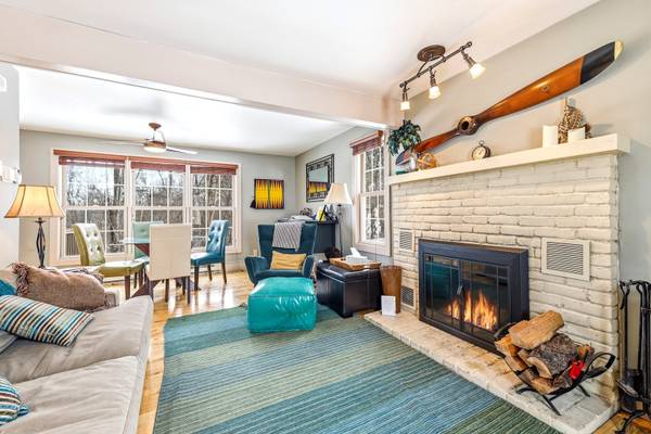 7 Settler LN, Galena, IL 61036