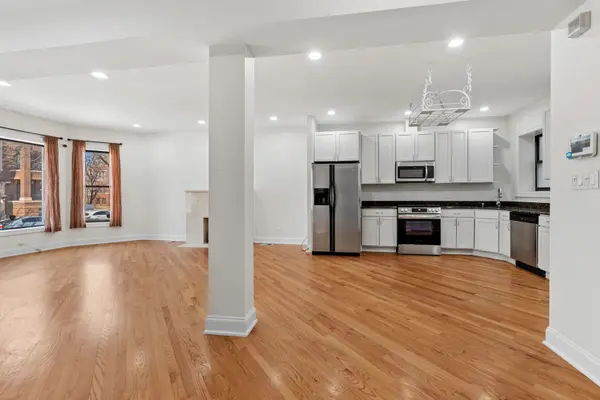 6209 S University AVE #1, Chicago, IL 60637