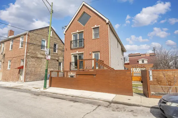 1024 W 18th PL, Chicago, IL 60608
