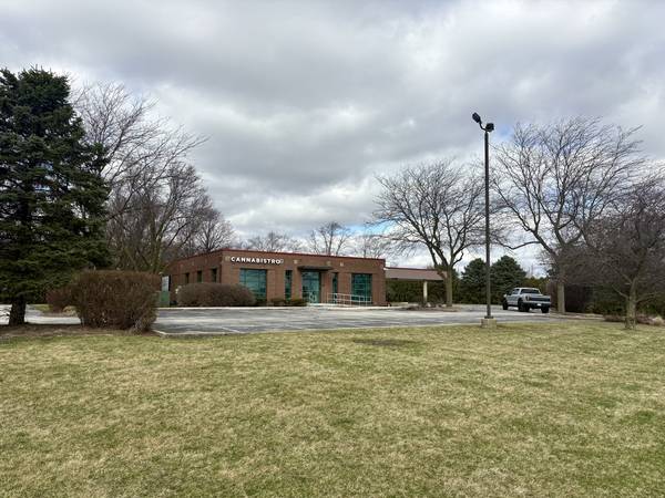 101 N Hilgert DR, Grant Park, IL 60940