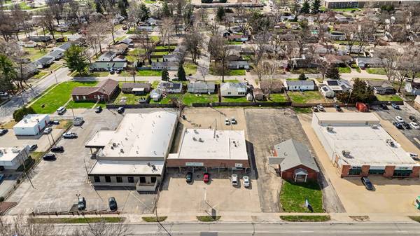 1205 S Mattis AVE, Champaign, IL 61821