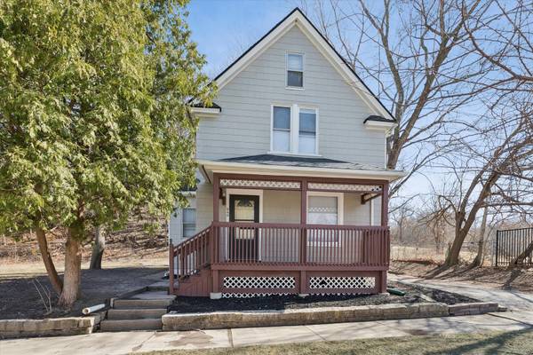 849 25th ST, Rock Island, IL 61201
