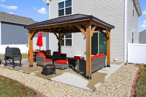 3423 Caledonia DR, Yorkville, IL 60560