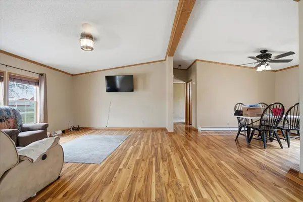 6009 Park RD, Clinton, IL 61727