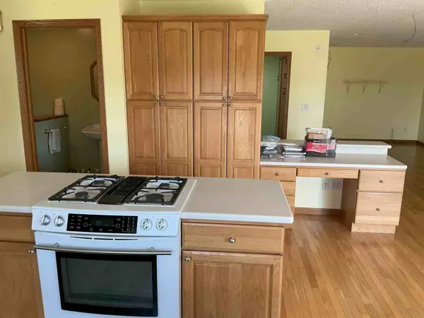 1808 106th AVE W, Milan, IL 61264