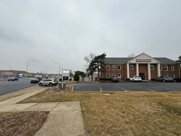 1650 E Main ST, St. Charles, IL 60174