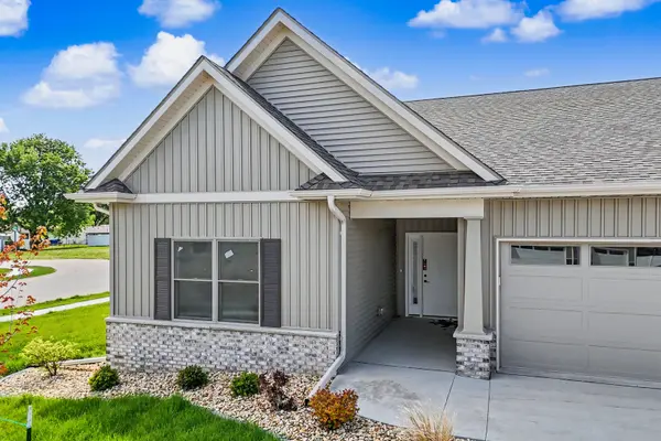 608 Kevin RD, Blue Grass, IA 52726