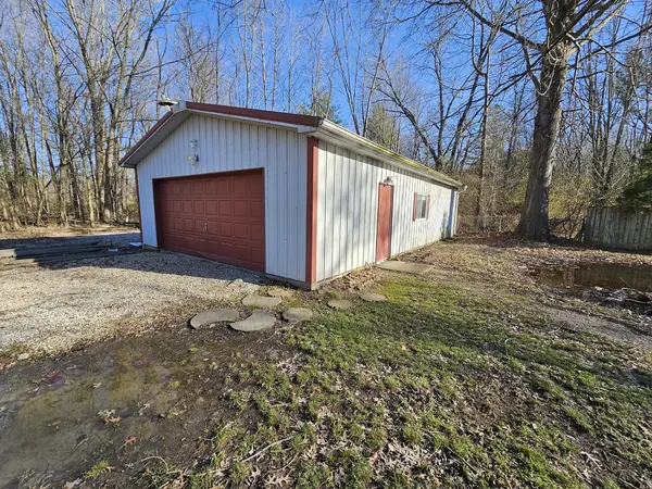 111 W Hickory ST, Bluford, IL 62814