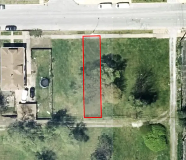 19 Pulaski RD, Calumet City, IL 60409