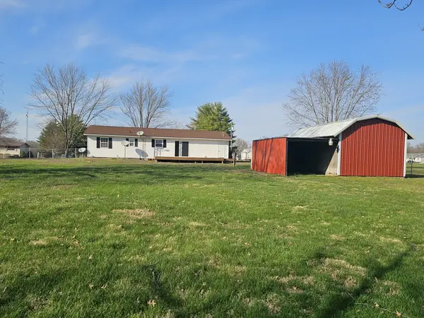 14927 E Clearview RD, Mt Vernon, IL 62864