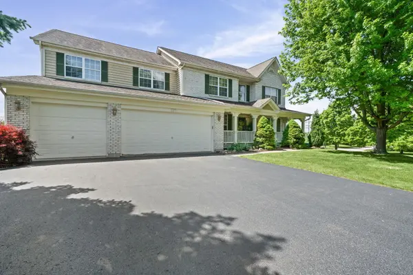 529 Nunda TRL, Crystal Lake, IL 60012