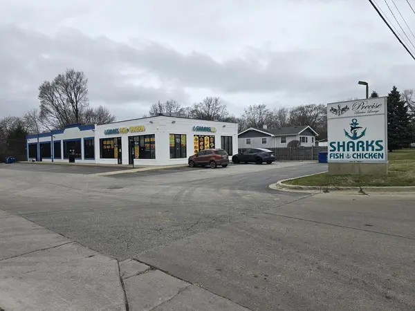 430 Swift RD #A, Addison, IL 60101