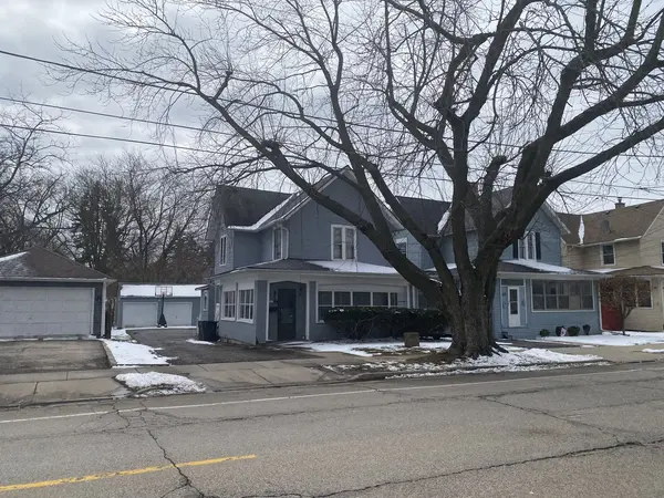 515 Walnut AVE, Elgin, IL 60123