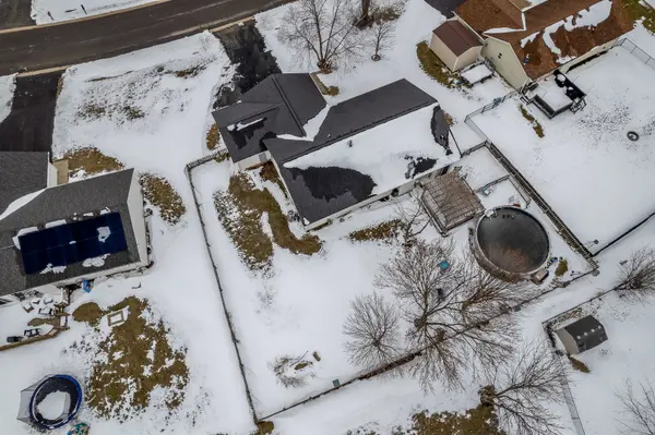 136 Harvest Glenn DR, Davis Junction, IL 61020