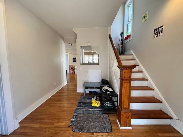 706 W High ST, Urbana, IL 61801