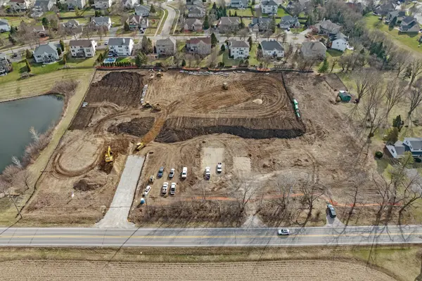 Unit 8A Prairie Grove DR, Geneva, IL 60134