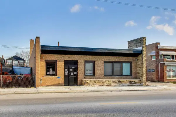 5510 W Montrose AVE, Chicago, IL 60641
