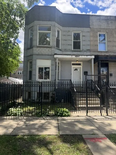 4445 W Maypole AVE, Chicago, IL 60624