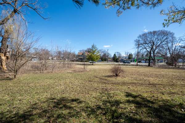 12416 Antioch RD, Salem, WI 53179