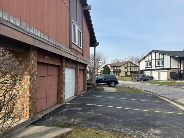 784 Delmar CT #5, University Park, IL 60484