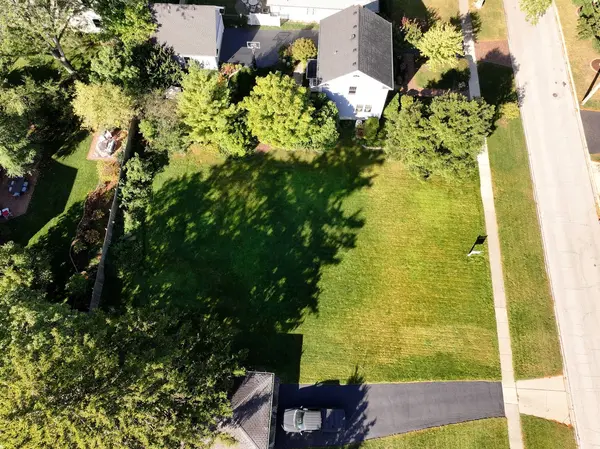114 W Prairie AVE, Wheaton, IL 60187