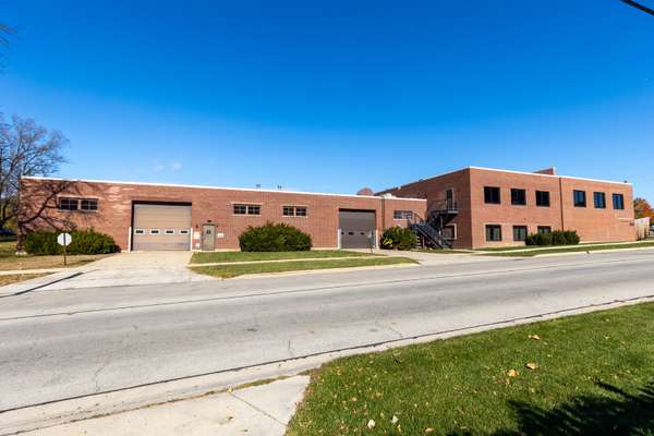 929 Childs ST, Wheaton, IL 60187