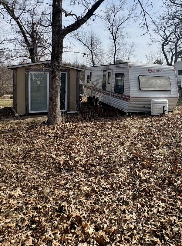 5/498 Woodhaven, Sublette, IL 61367