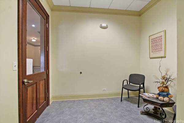 1531 S Grove AVE #201, Barrington, IL 60010