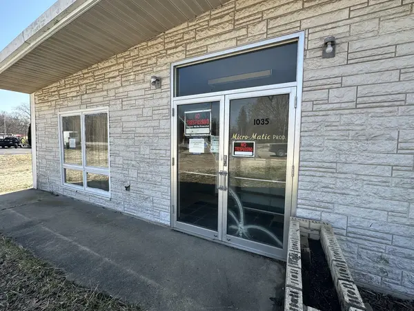 1035 W Algonquin RD, Algonquin, IL 60102