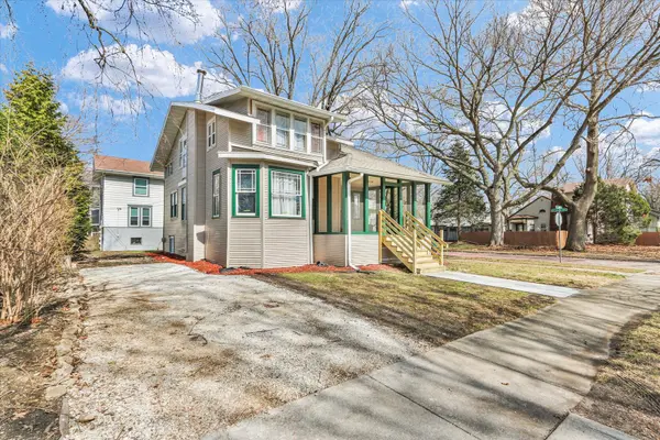 502 W John ST, Champaign, IL 61820