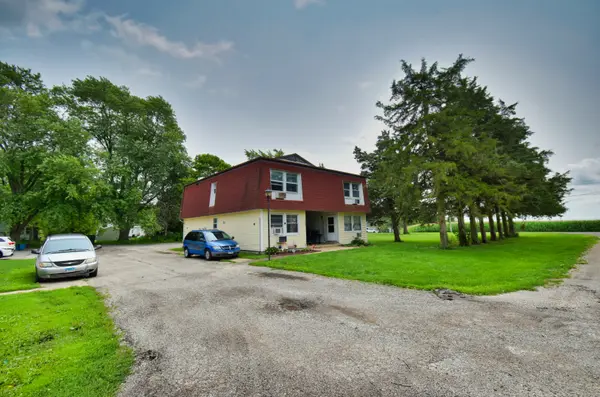 201-207 S Maple ST, Toluca, IL 61369