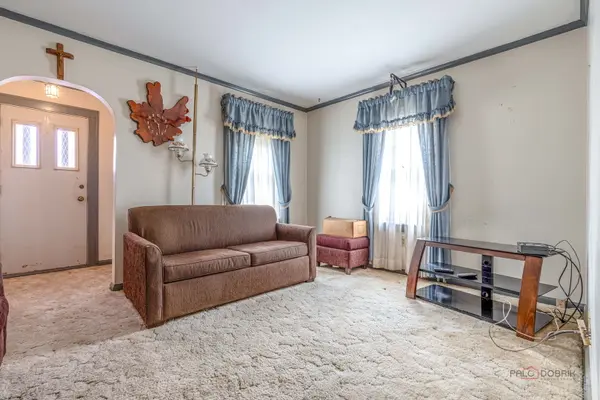 580 N Quentin RD, Palatine, IL 60067