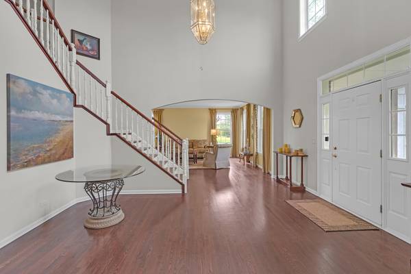 28309 W Savannah TRL, Lake Barrington, IL 60010