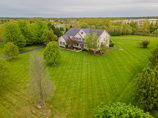 28309 W Savannah TRL, Lake Barrington, IL 60010