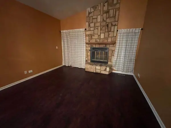 1751 Ranchview DR, Naperville, IL 60565
