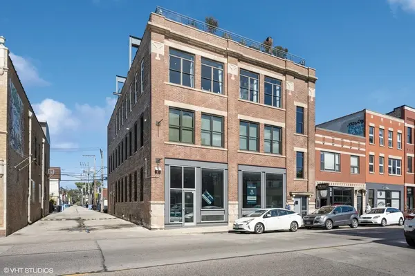 1910 W North AVE, Chicago, IL 60622