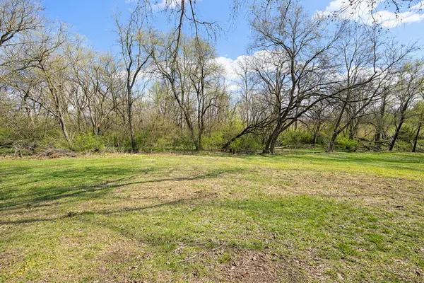 3580 Odin RD, Odin, IL 62870
