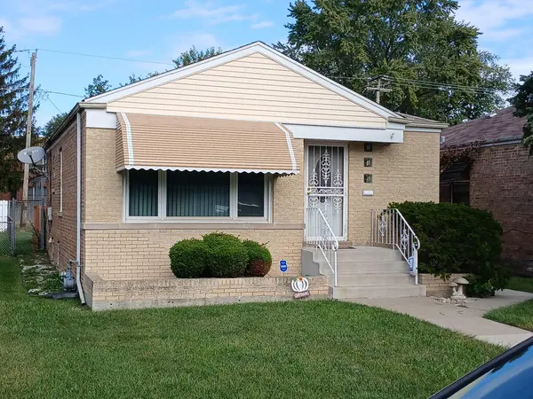 215 W 146th ST, Riverdale, IL 60827