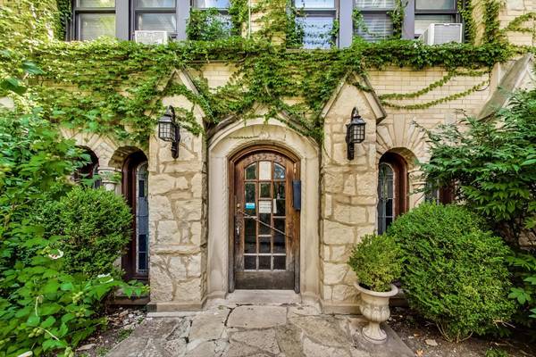 5655 N Spaulding AVE #3E, Chicago, IL 60659