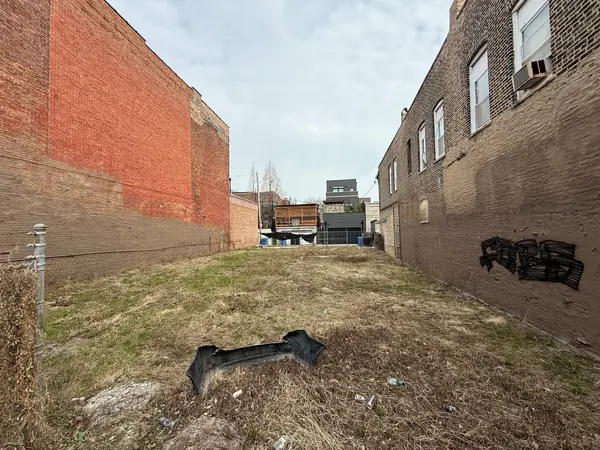 1812 W Grand AVE, Chicago, IL 60622