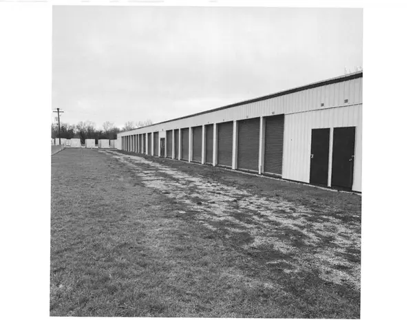 402 E FLESSNER AVE E, Rantoul, IL 61866