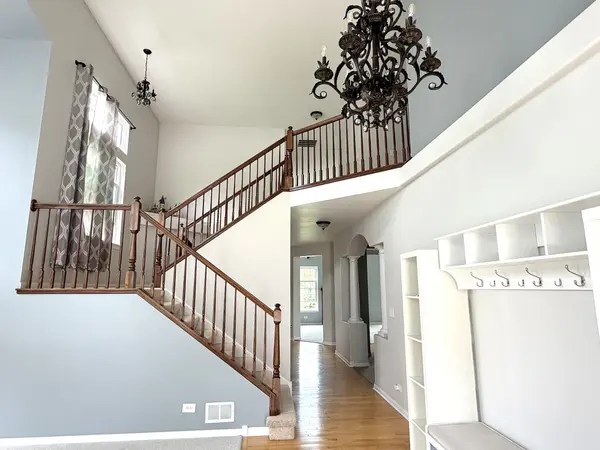 5046 Marshall CT, Wadsworth, IL 60083