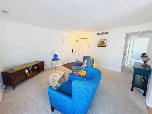 1816 53rd ST #9, Moline, IL 61265