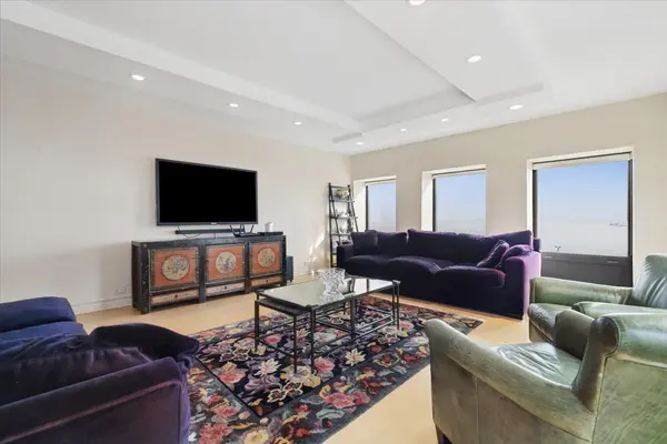 1100 N LAKE SHORE DR #7B, Chicago, IL 60611