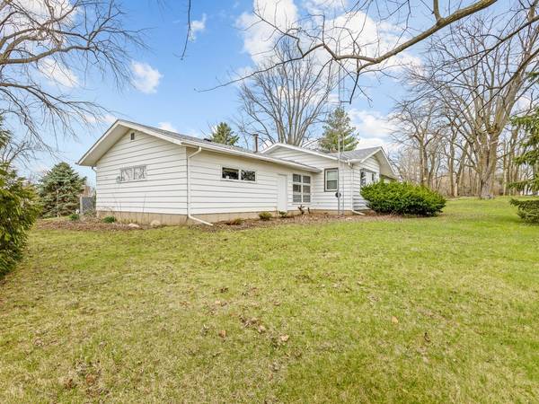2280 Rock City RD, Ridott, IL 61067